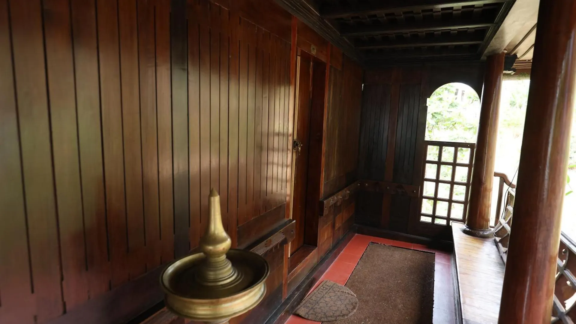 Hotel Lazo Golden Valley Resort , Munnar